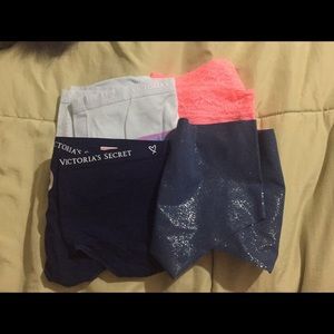 4 pieces of VS xl hip huggers/hipster underwear